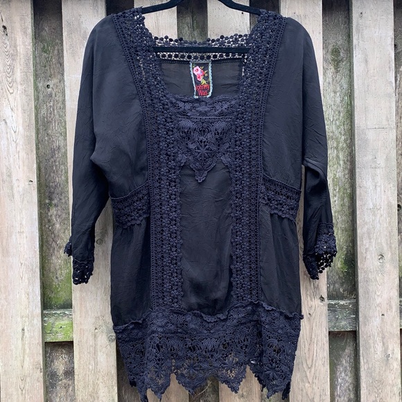 Johnny Was Tops - Johnny Was /Black Long 3/4 Sleeve top